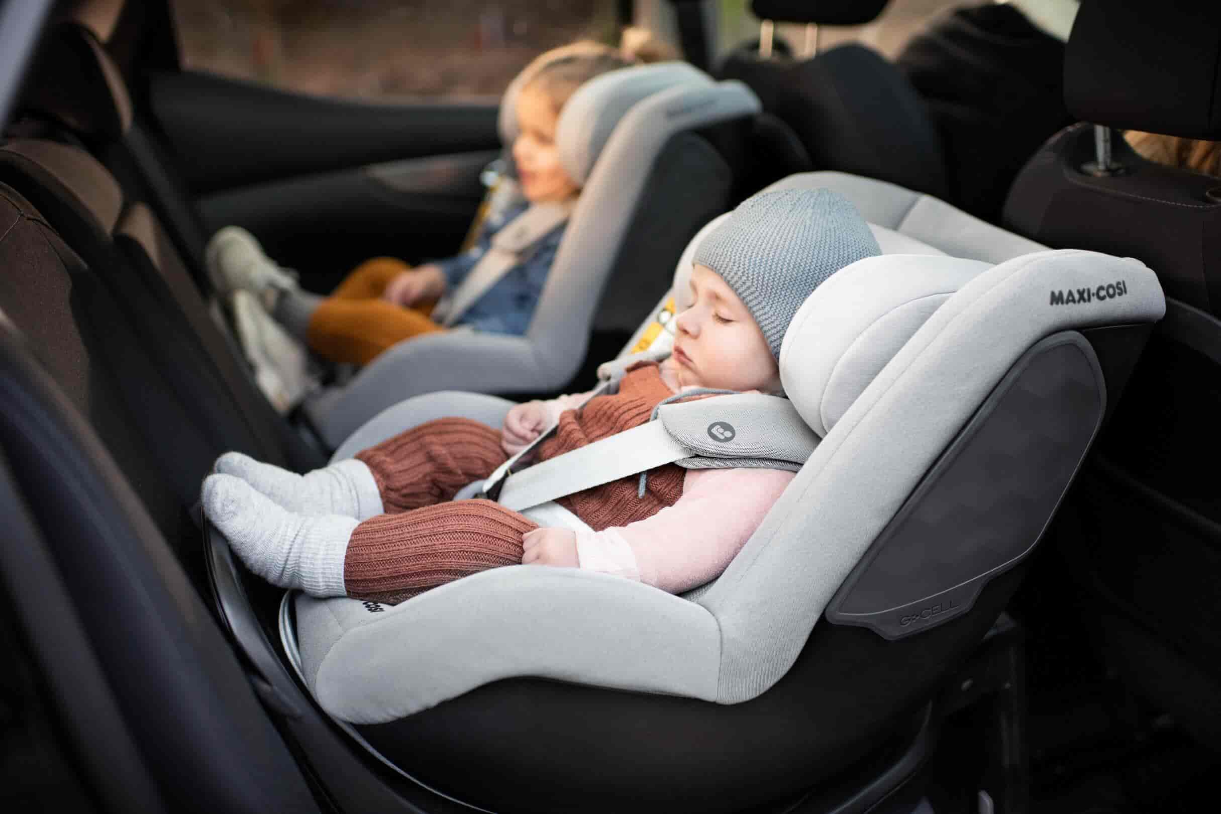 baby i autostol