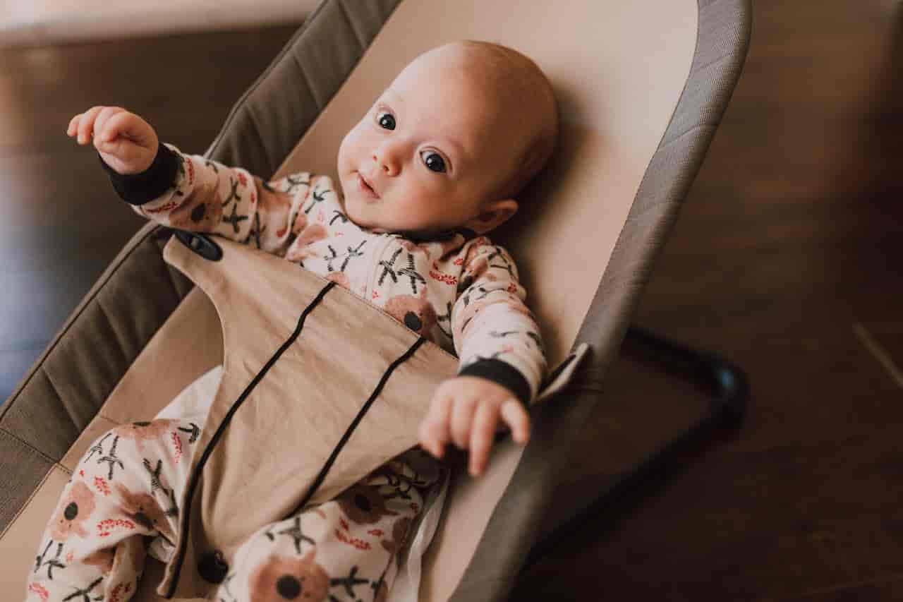 baby i Skråstol